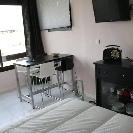 315, Port Venus Au Village Naturiste * אגדה